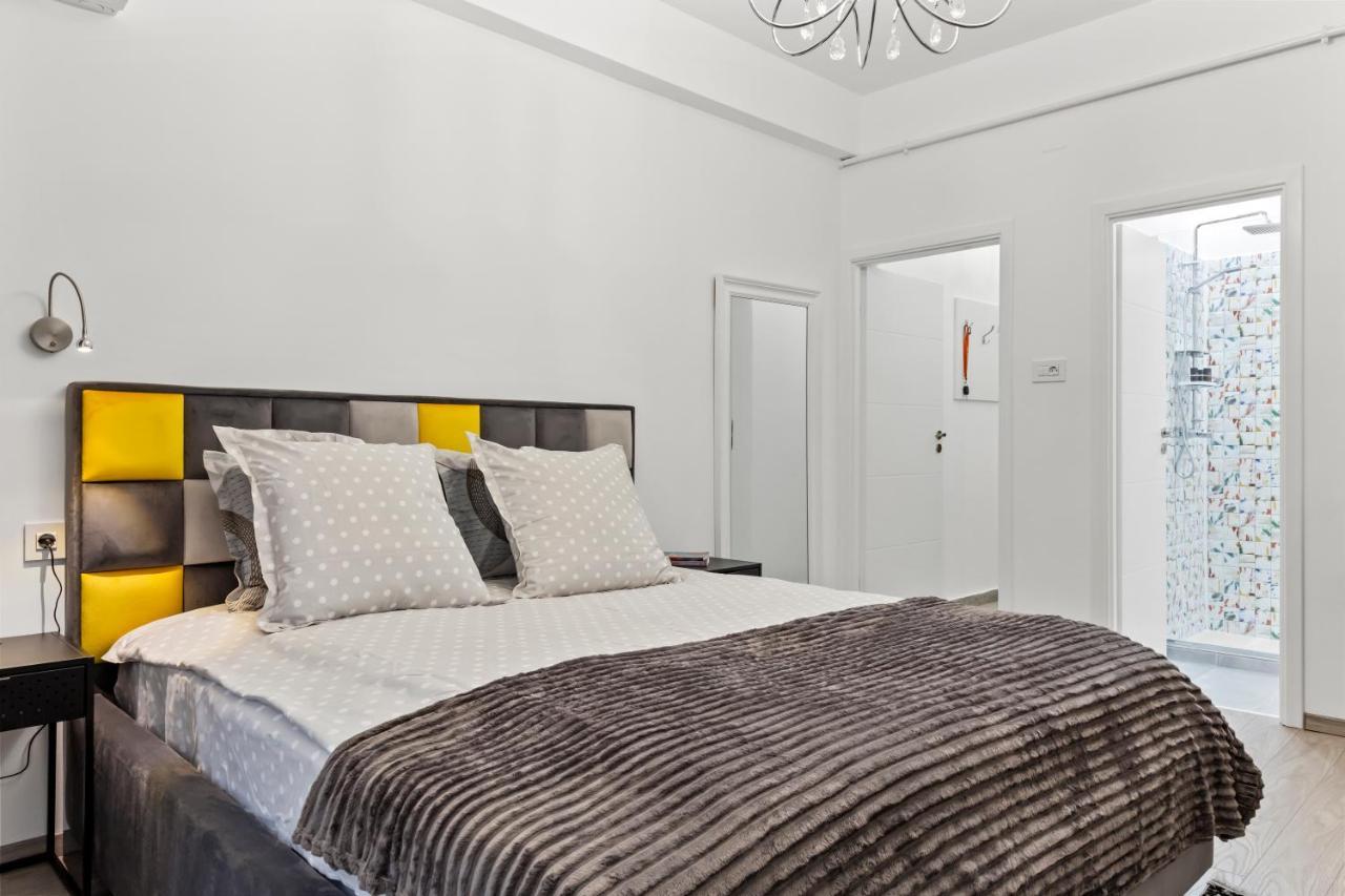 Brand New Studio - Old Town Bukarest Kültér fotó